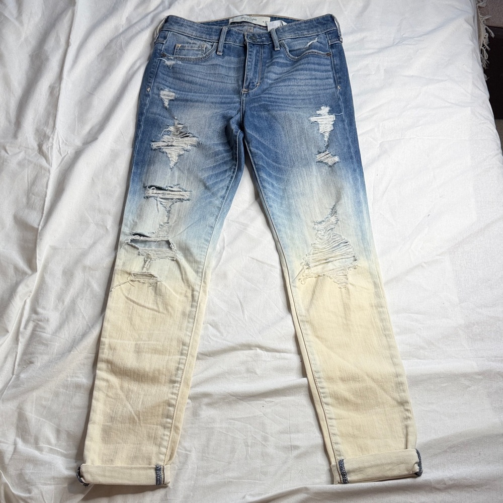 Abercrombie & Fitch Distressed Ombré Jeans Women’s 4 / 27